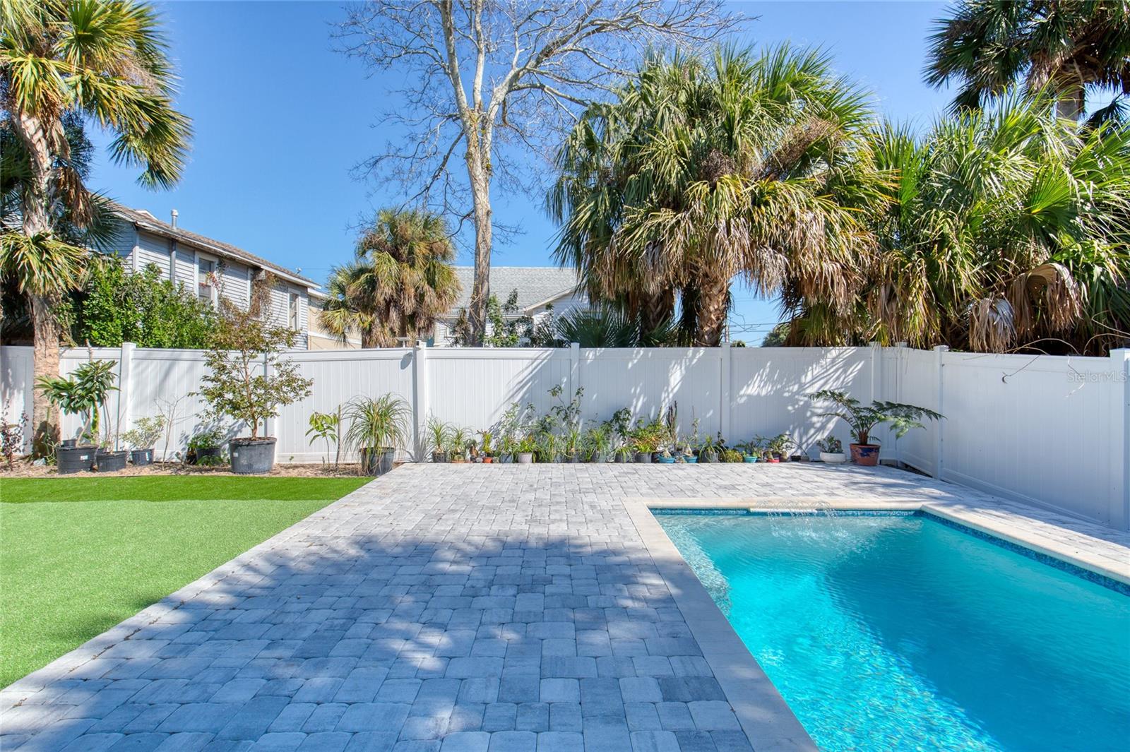 Image 70 of 96 For 206 Halifax Avenue