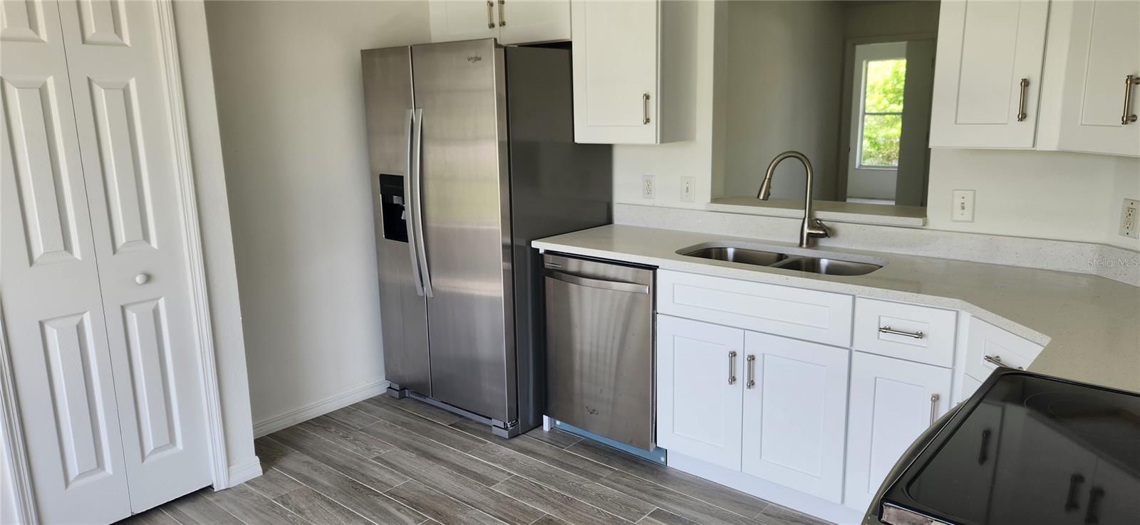 Image 3 of 9 For 135 Larchmont Drive