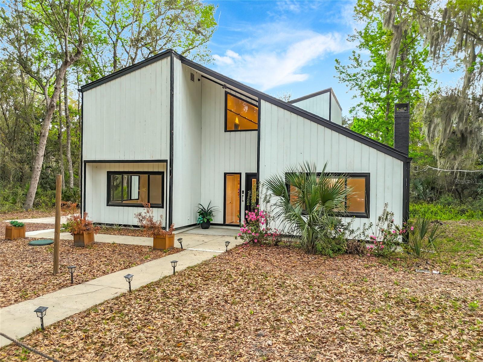 Image 2 of 78 For 3730 Lewis Speedway