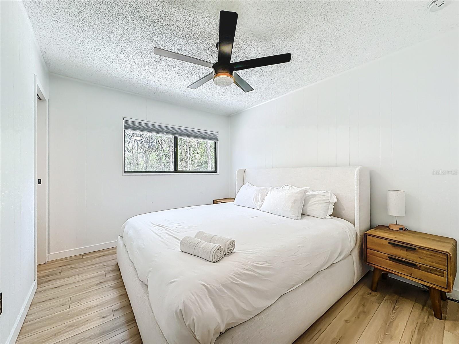 Image 41 of 78 For 3730 Lewis Speedway