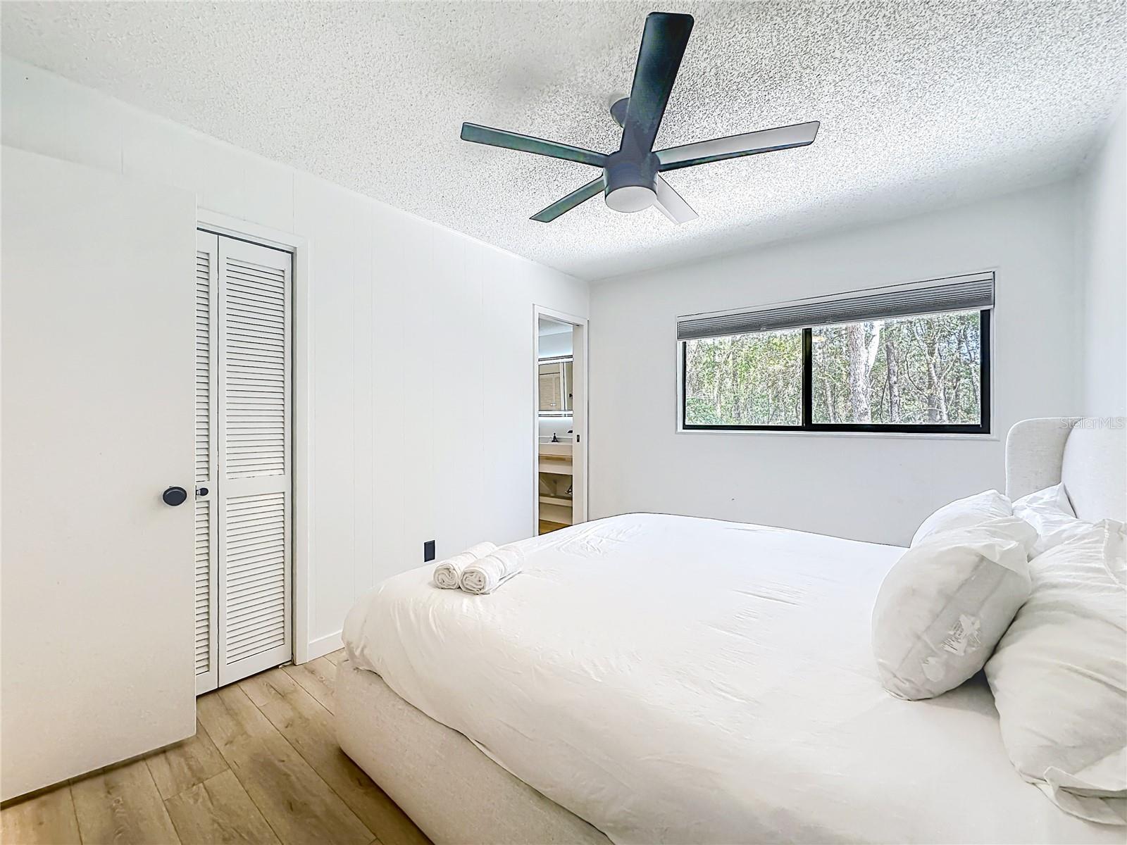 Image 43 of 78 For 3730 Lewis Speedway