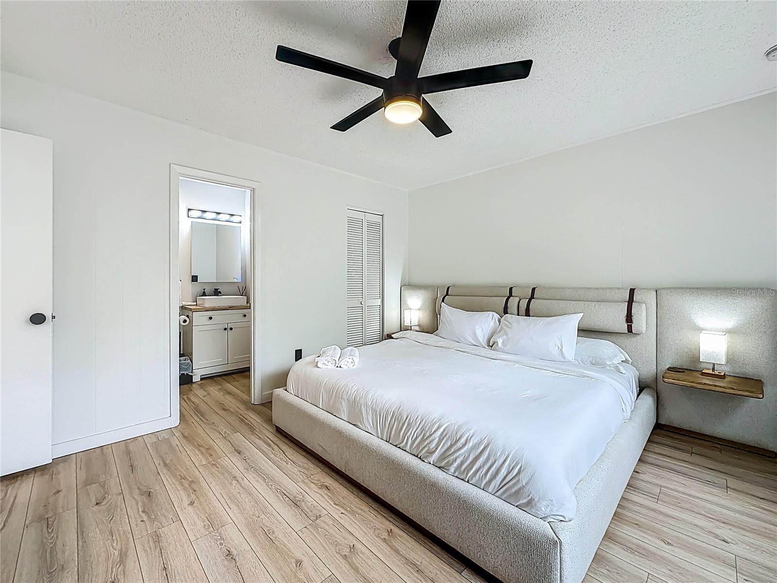 Image 8 of 78 For 3730 Lewis Speedway