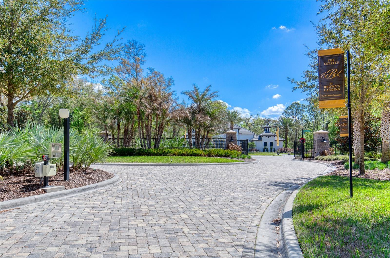 Image 3 of 18 For 1801 Adrian Creek Boulevard