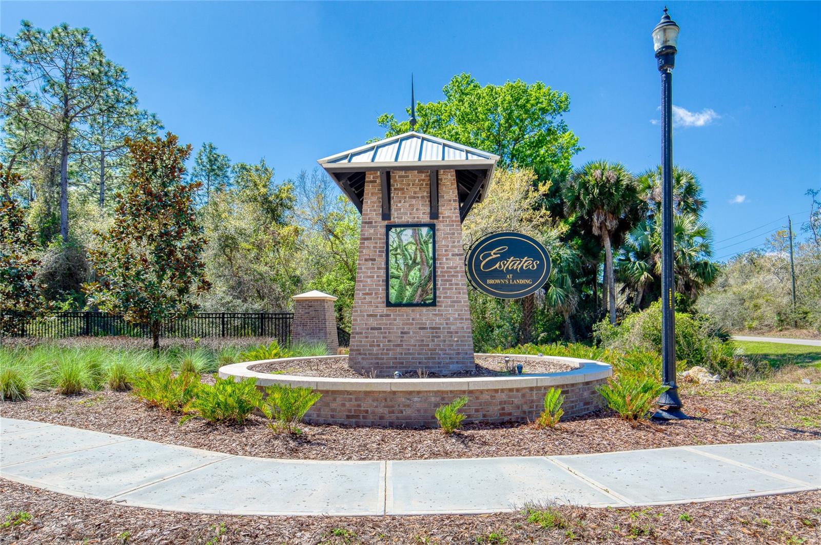 Image 5 of 18 For 1801 Adrian Creek Boulevard