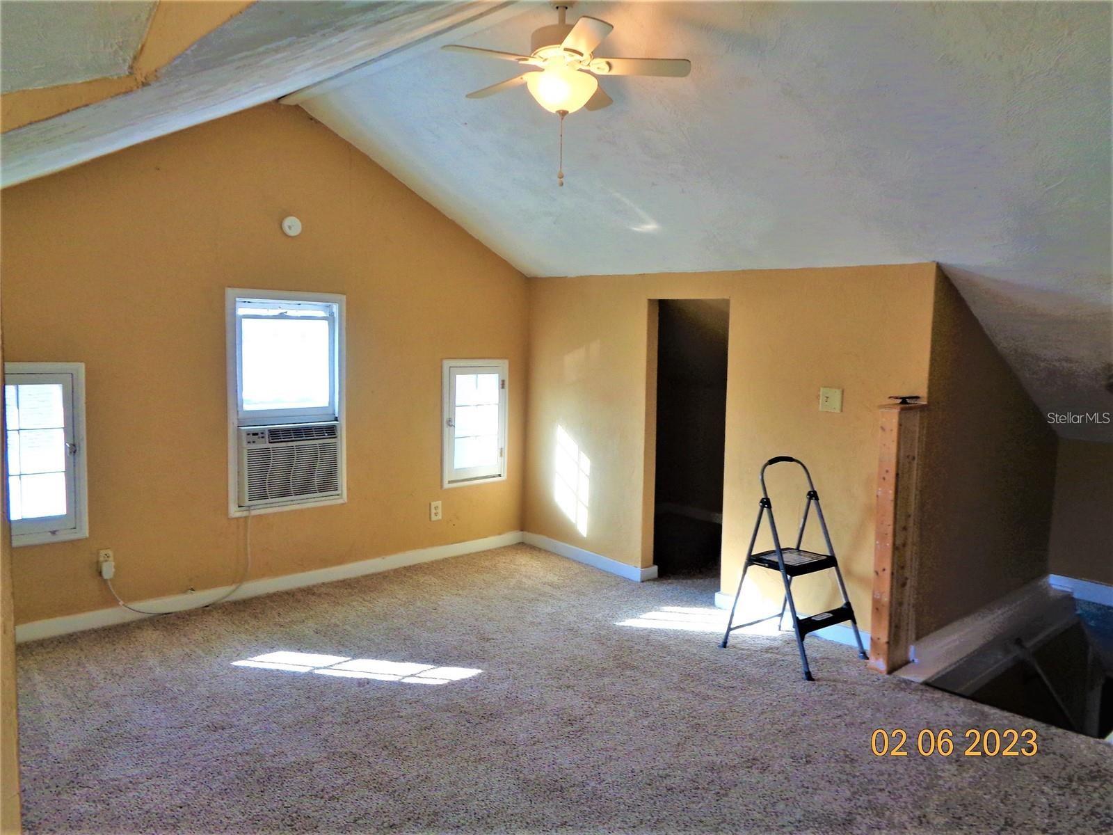 Image 23 of 28 For 1411 E New York Ave