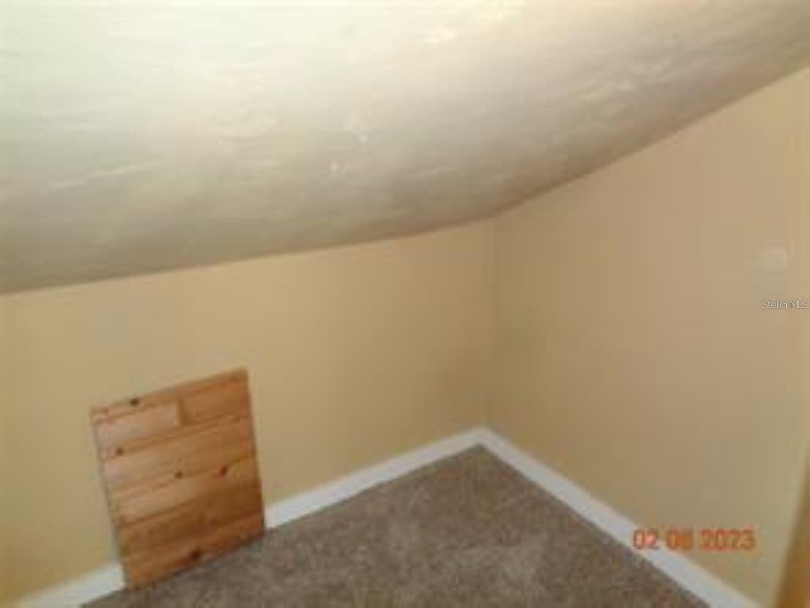 Image 26 of 28 For 1411 E New York Ave