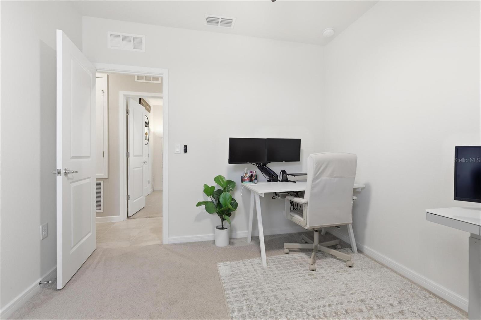 Image 23 of 43 For 2113 Canopy Terrace Boulevard