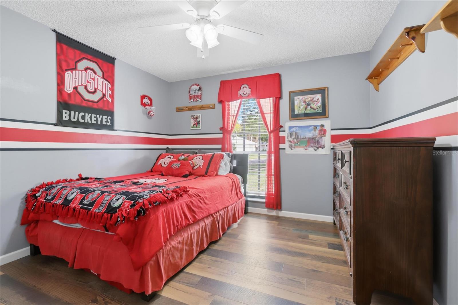 Image 29 of 41 For 731 Edgewild Court