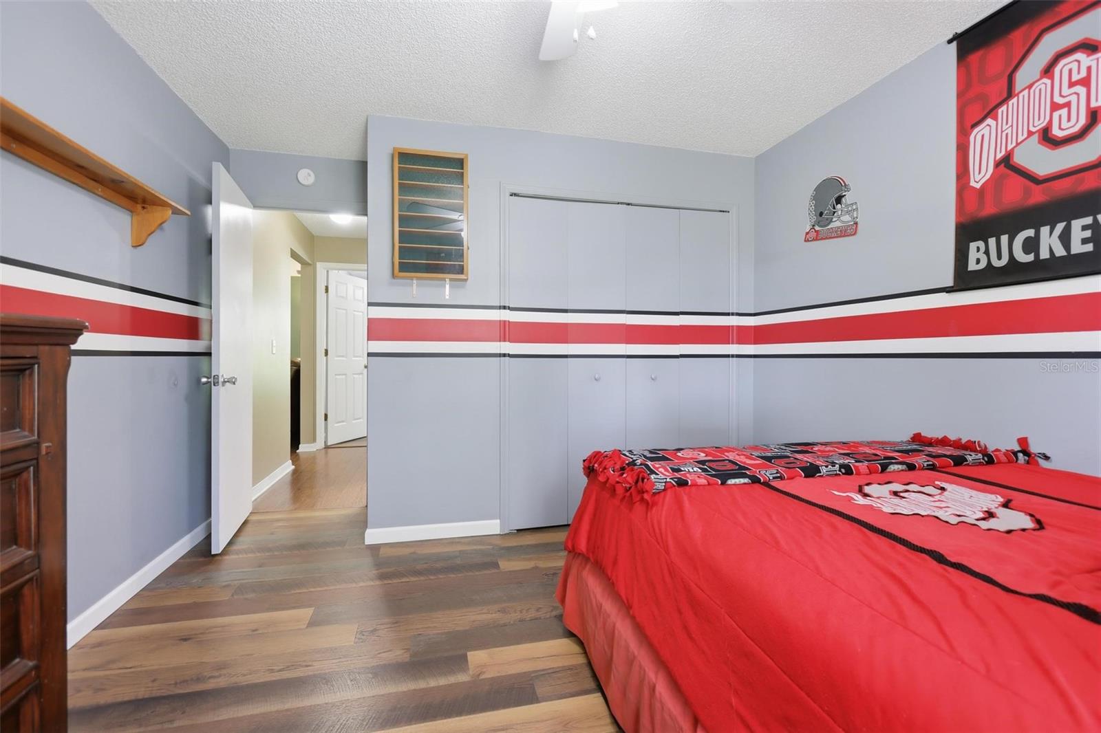 Image 30 of 41 For 731 Edgewild Court