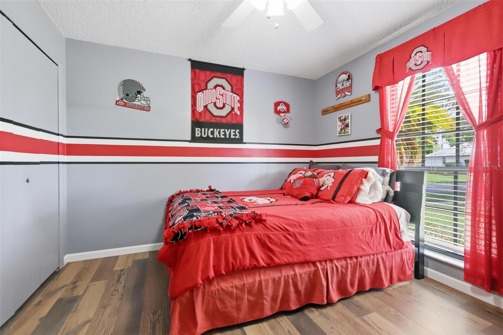 Image 31 of 41 For 731 Edgewild Court