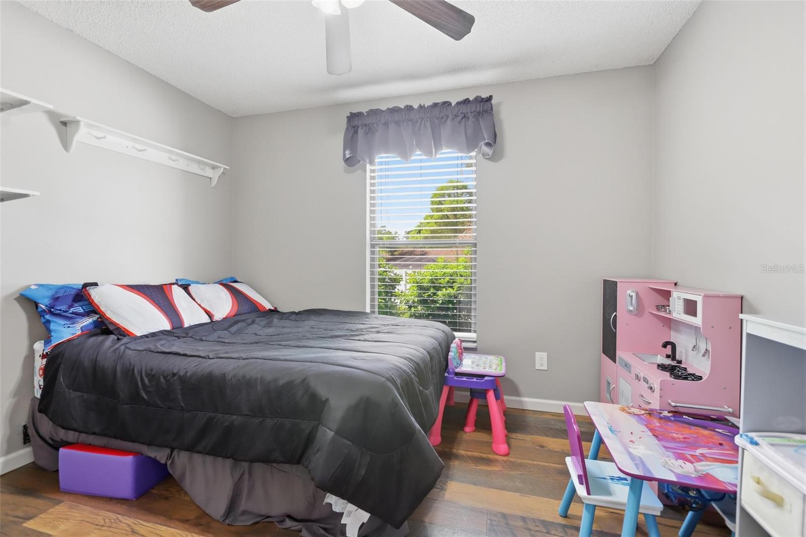 Image 32 of 41 For 731 Edgewild Court