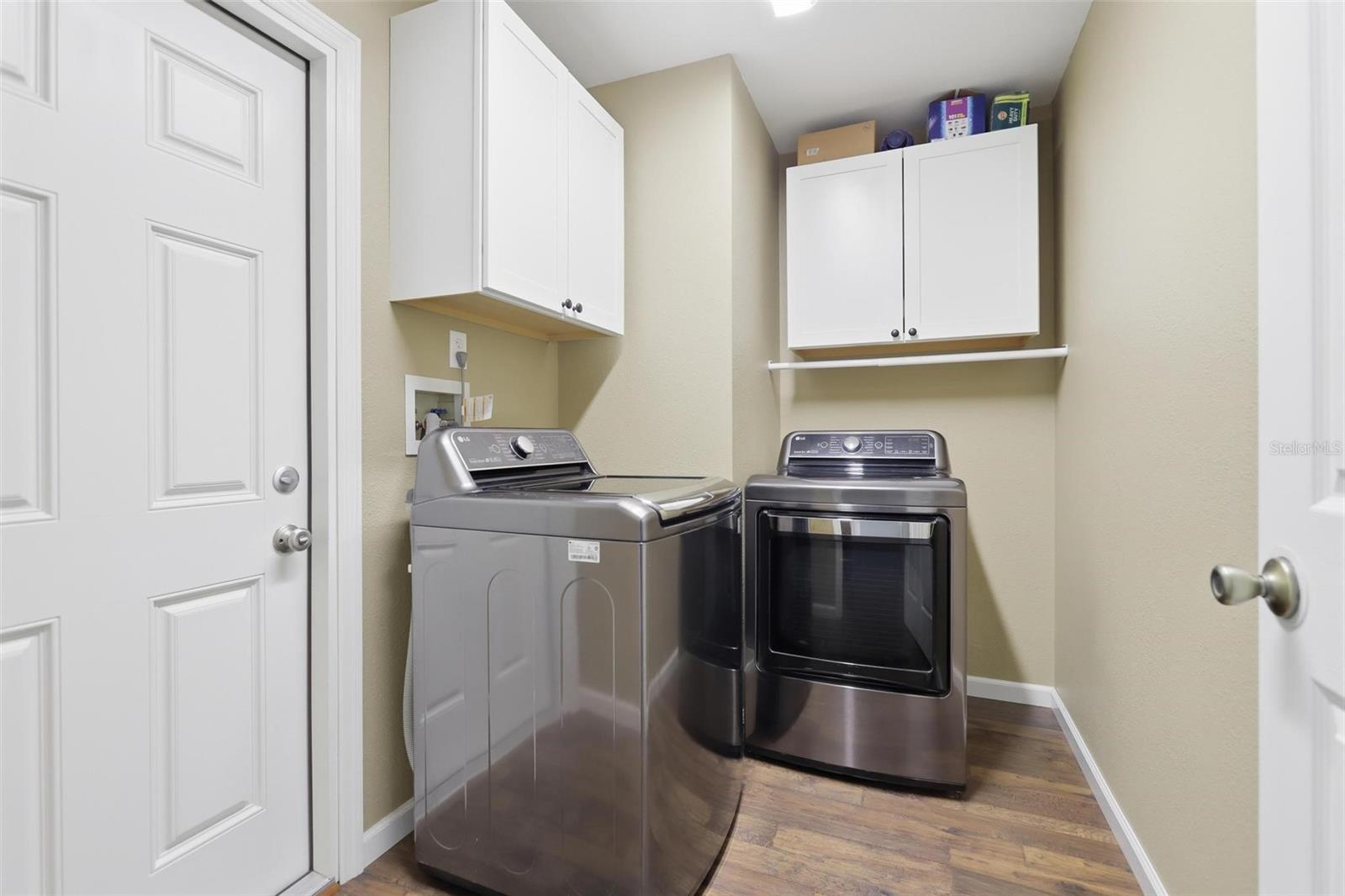 Image 35 of 41 For 731 Edgewild Court