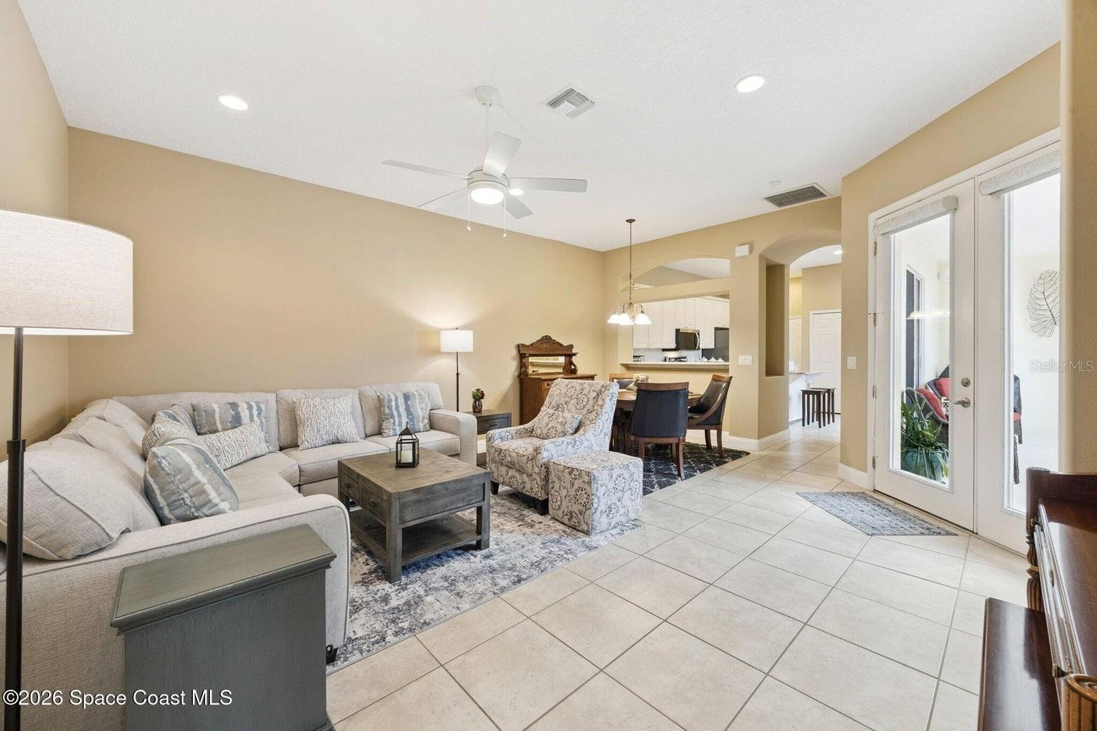 Image 8 of 35 For 784 Bayside Drive 501