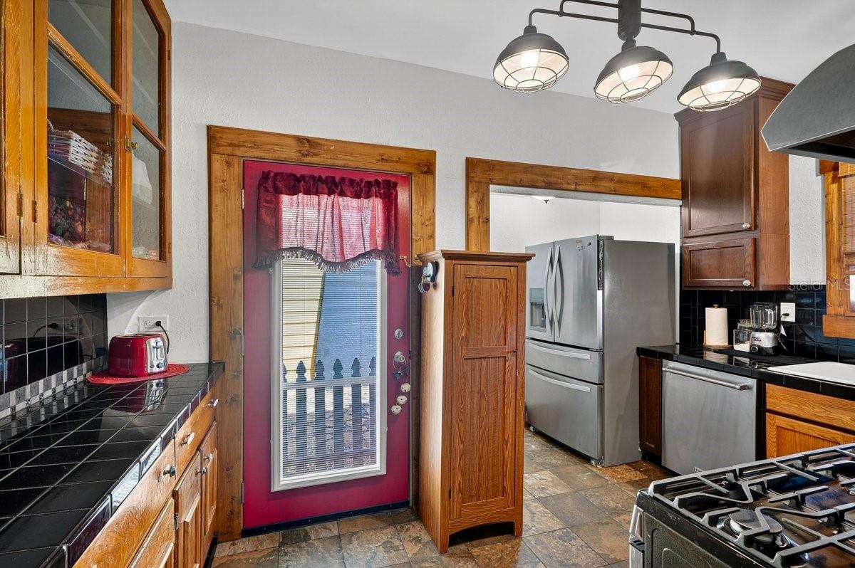 Image 39 of 62 For 112 Oleander Avenue