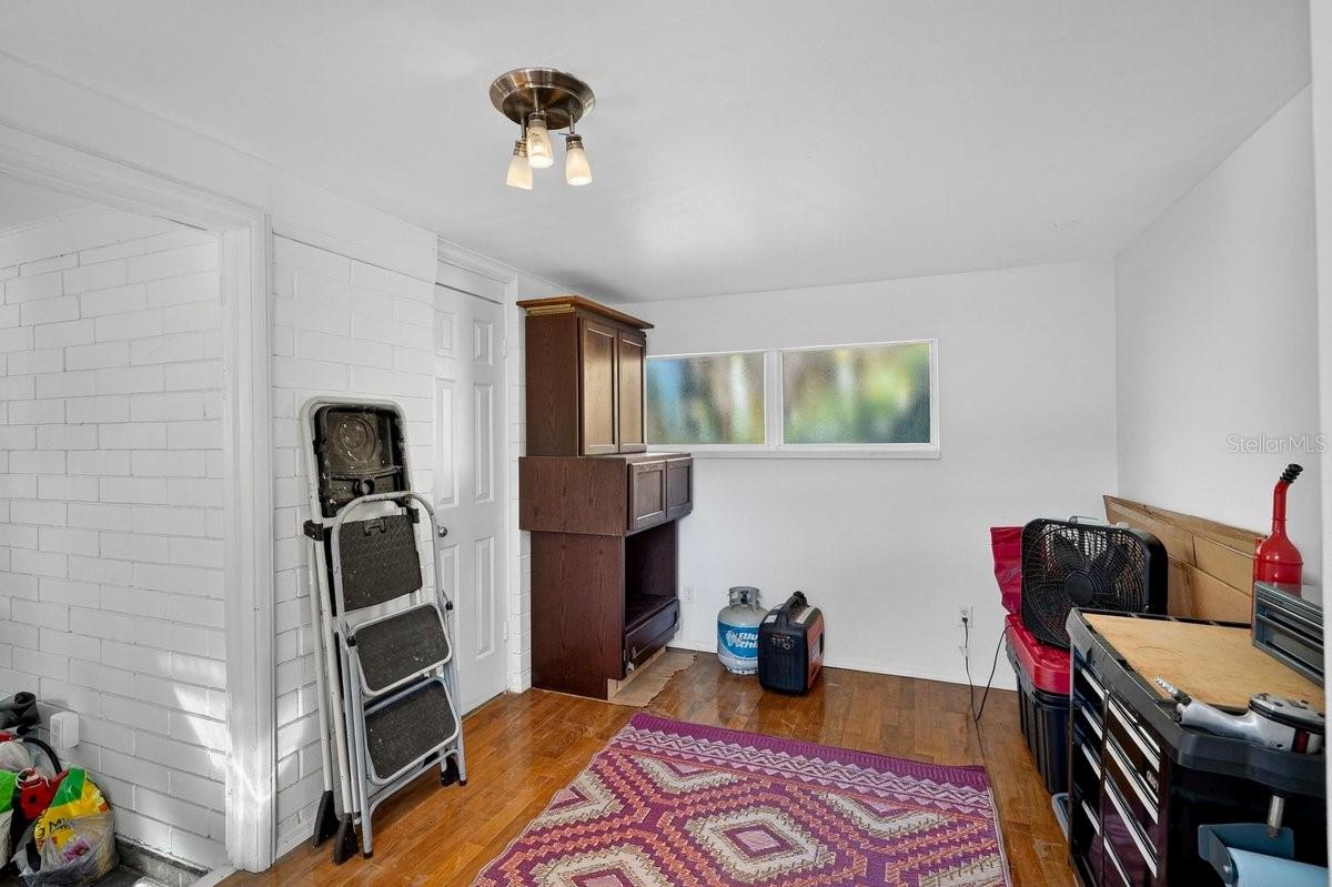 Image 45 of 62 For 112 Oleander Avenue