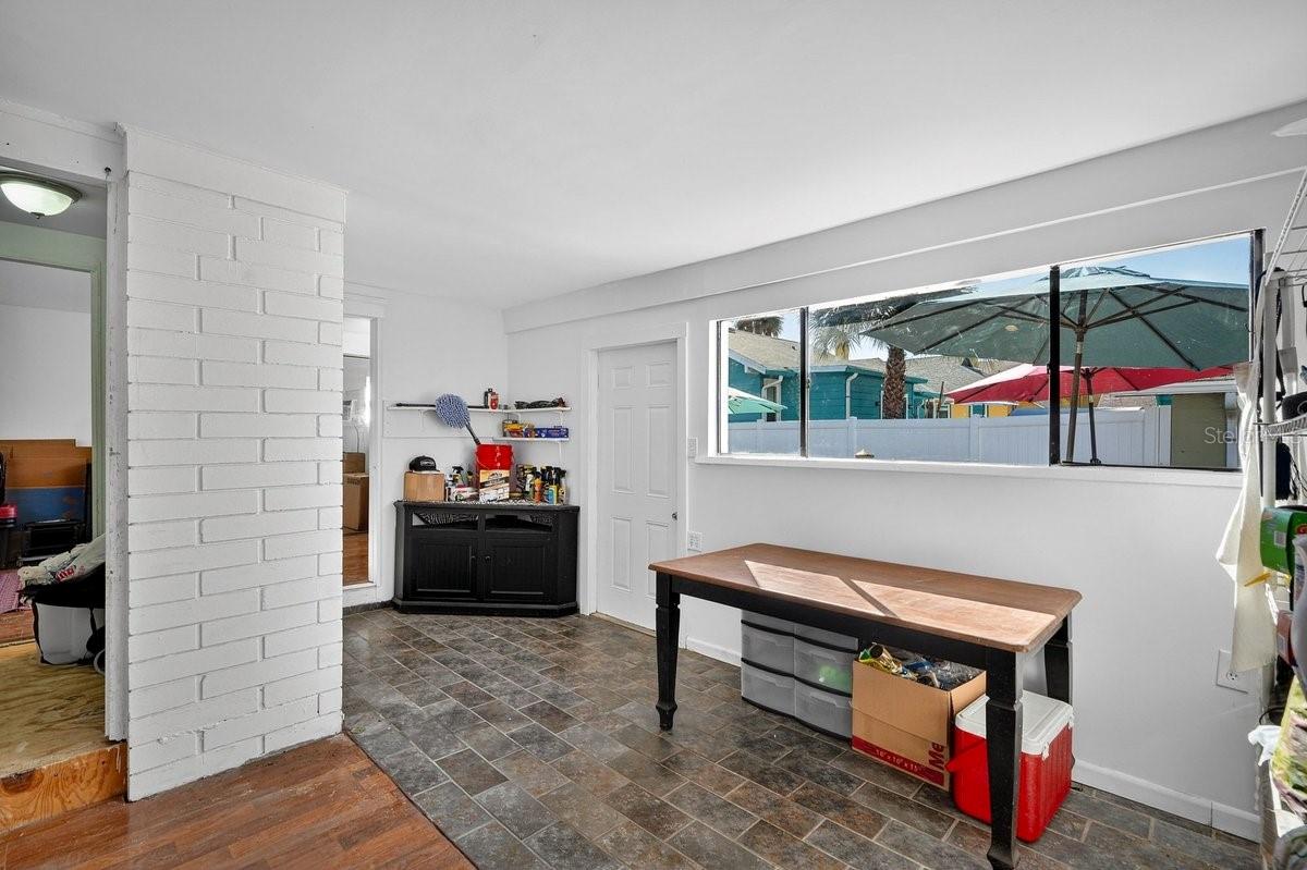 Image 48 of 62 For 112 Oleander Avenue