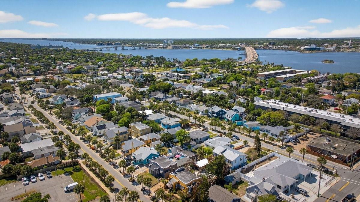 Image 55 of 62 For 112 Oleander Avenue