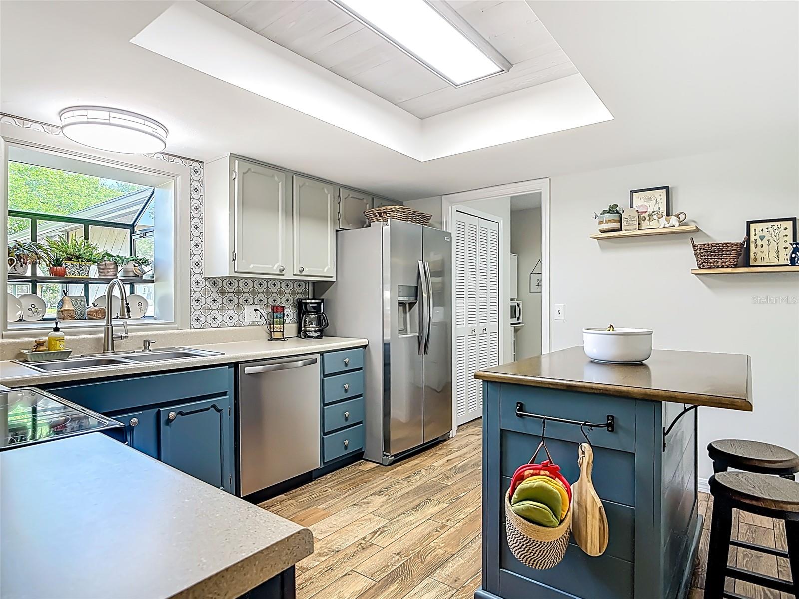 Image 11 of 42 For 2630 Burgoyne Road