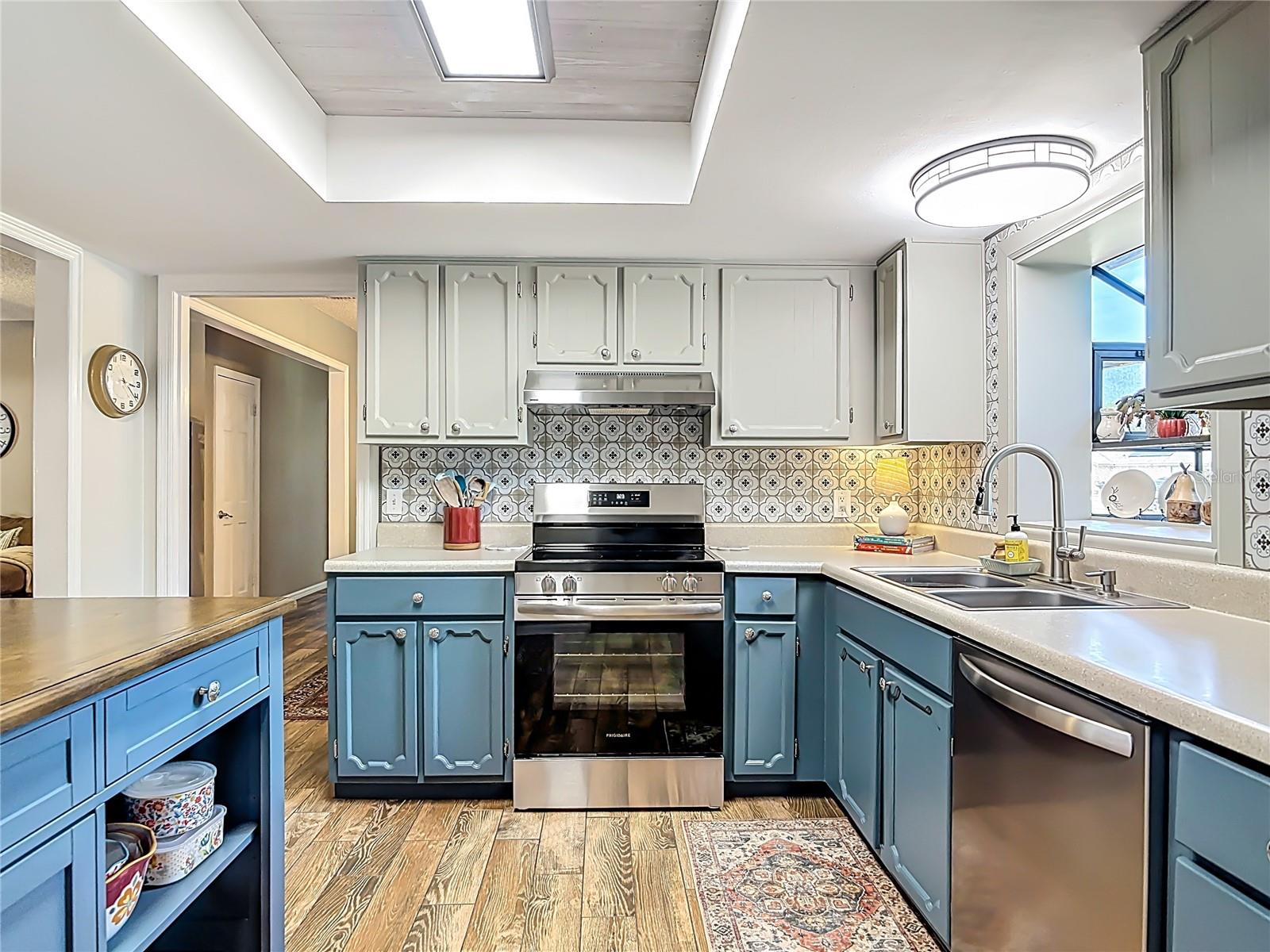 Image 13 of 42 For 2630 Burgoyne Road