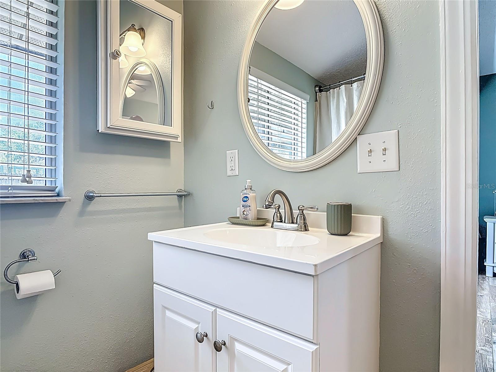 Image 20 of 42 For 2630 Burgoyne Road