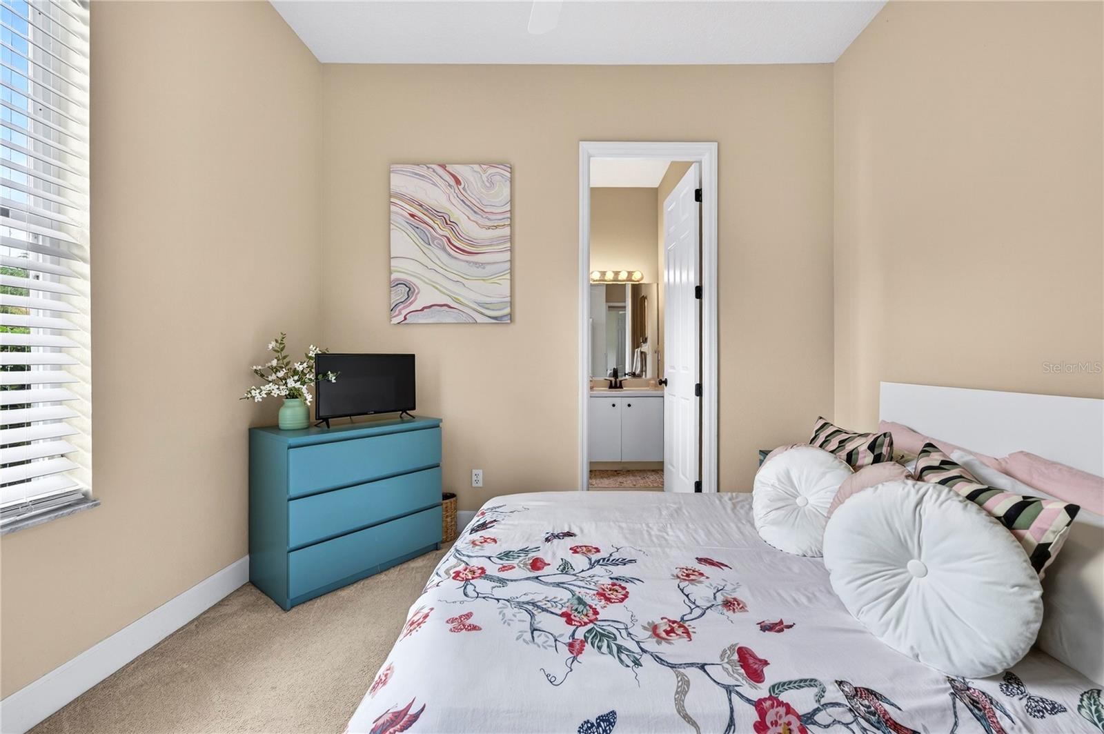 Image 46 of 73 For 1950 Southcreek Boulevard