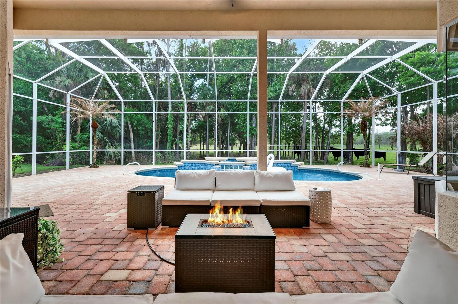 Image 5 of 73 For 1950 Southcreek Boulevard