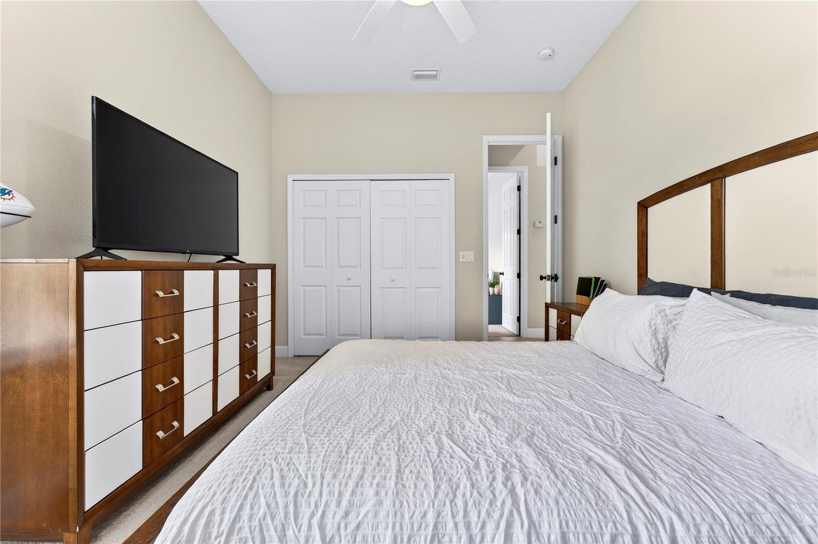 Image 50 of 73 For 1950 Southcreek Boulevard