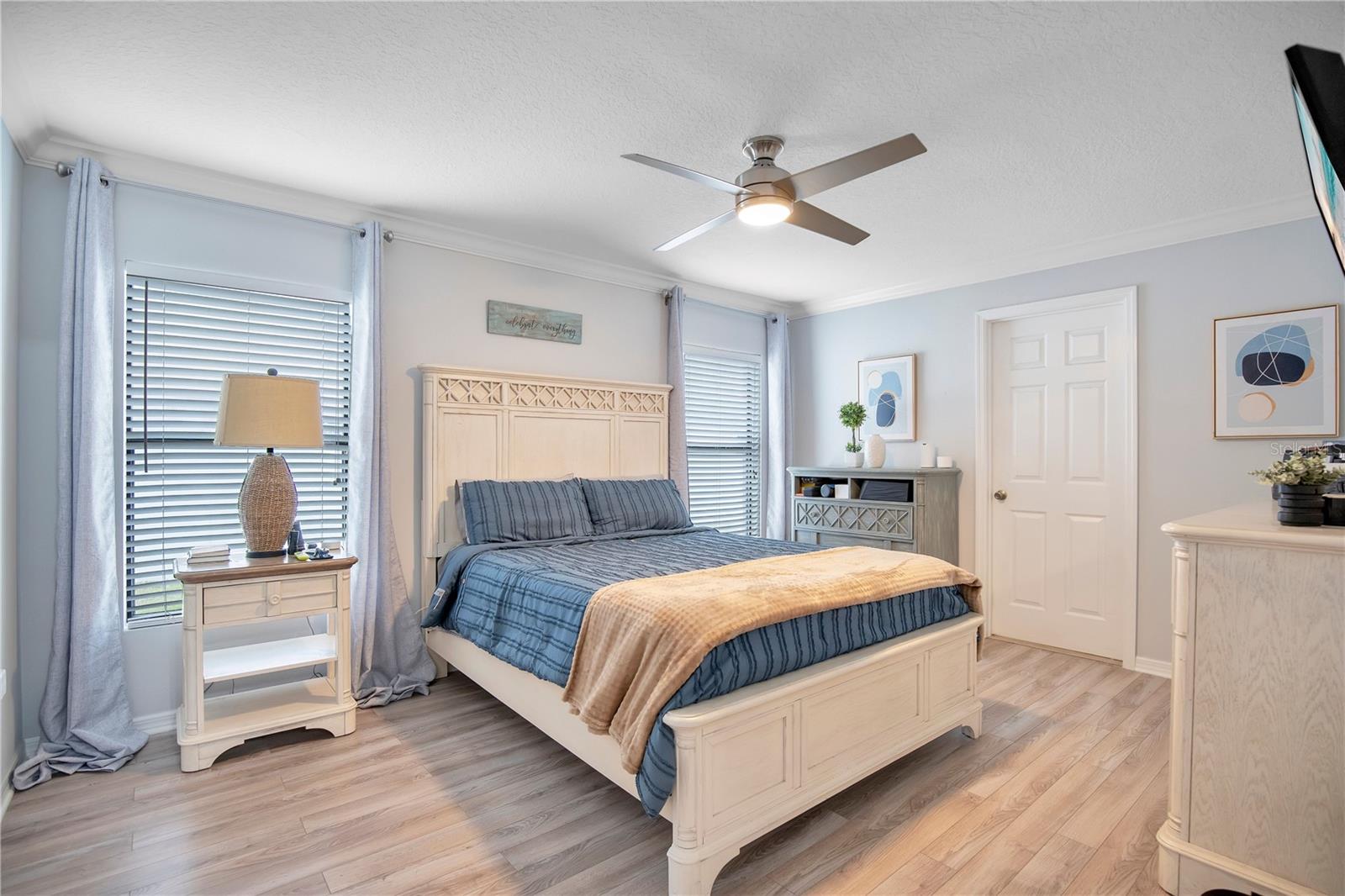 Image 18 of 40 For 1763 Waterside Oaks Drive