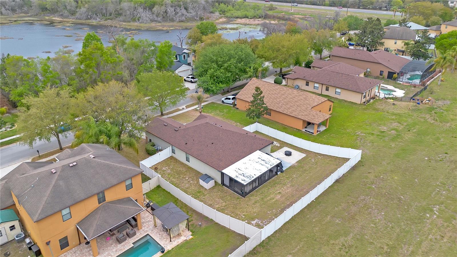 Image 37 of 40 For 1763 Waterside Oaks Drive