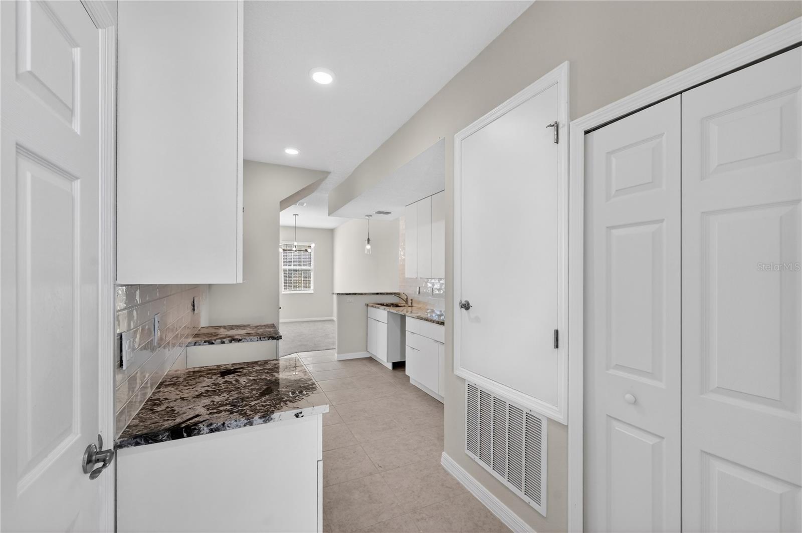 Image 29 of 43 For 172 Holly Village Drive