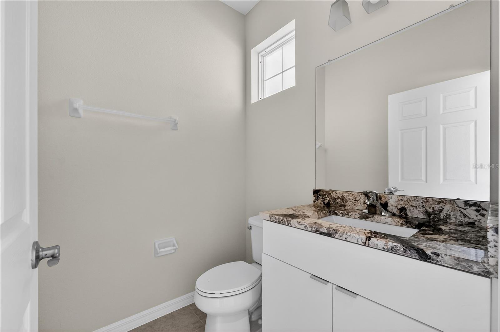 Image 30 of 43 For 172 Holly Village Drive