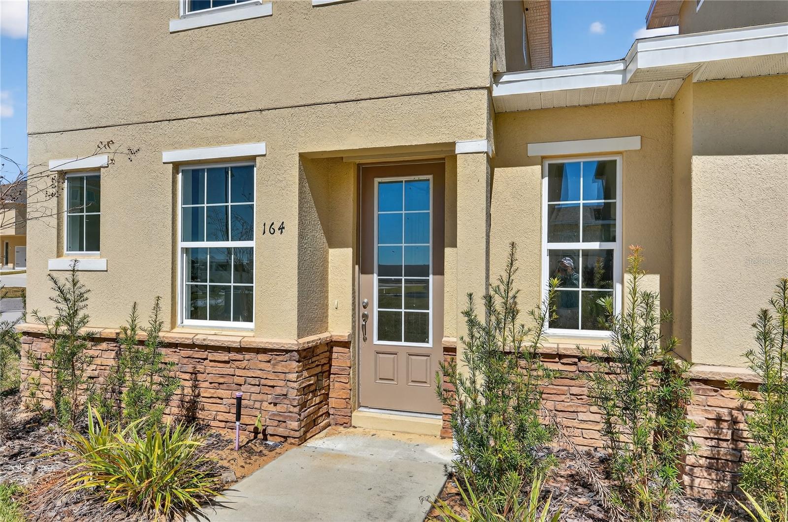 Image 34 of 43 For 172 Holly Village Drive