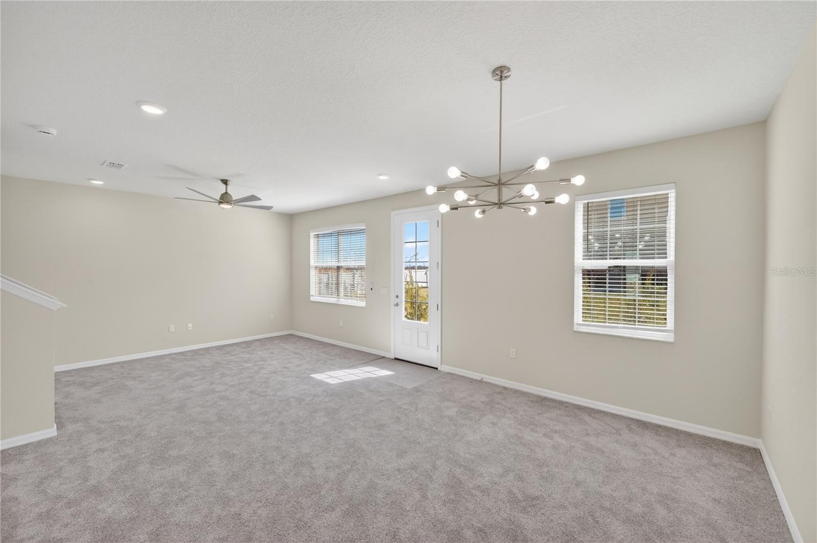 Image 4 of 43 For 172 Holly Village Drive