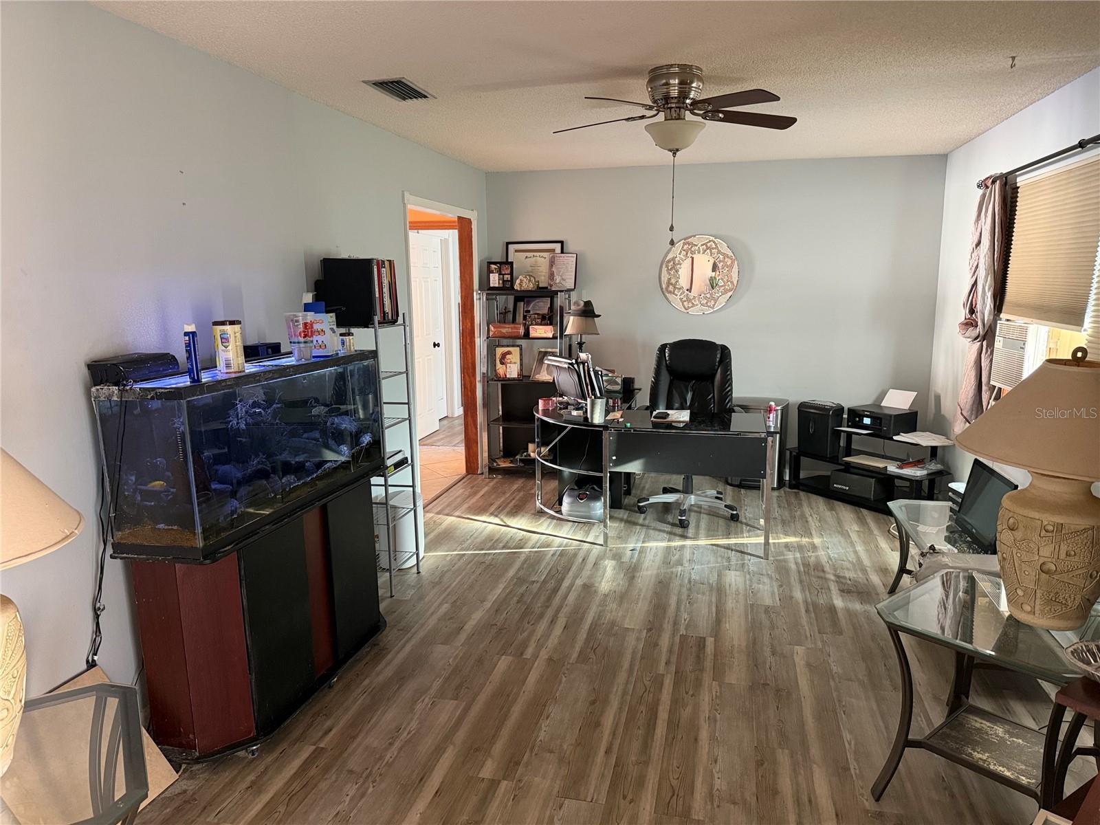 Image 5 of 11 For 1118 Wandering Oaks Drive