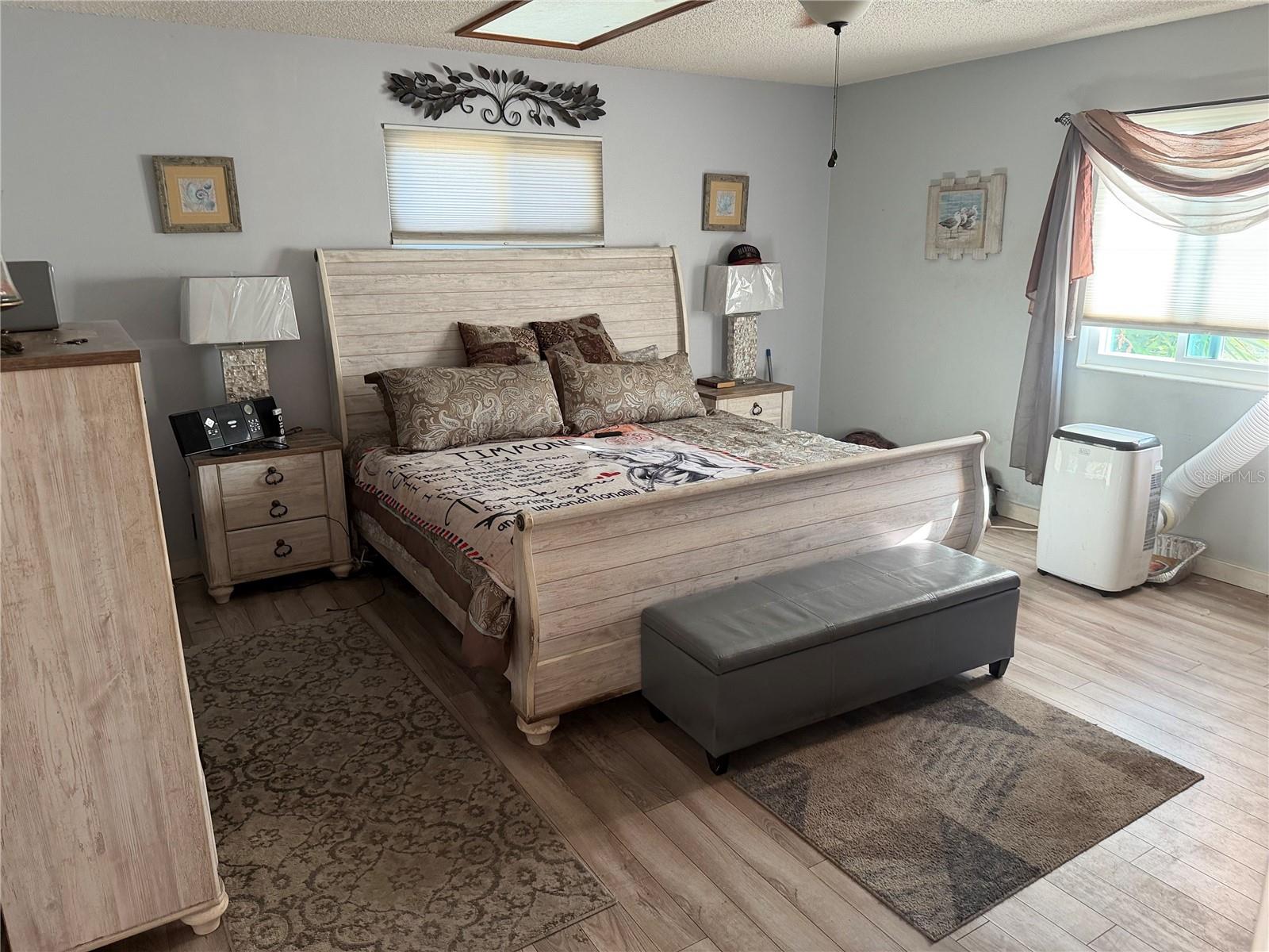 Image 9 of 11 For 1118 Wandering Oaks Drive