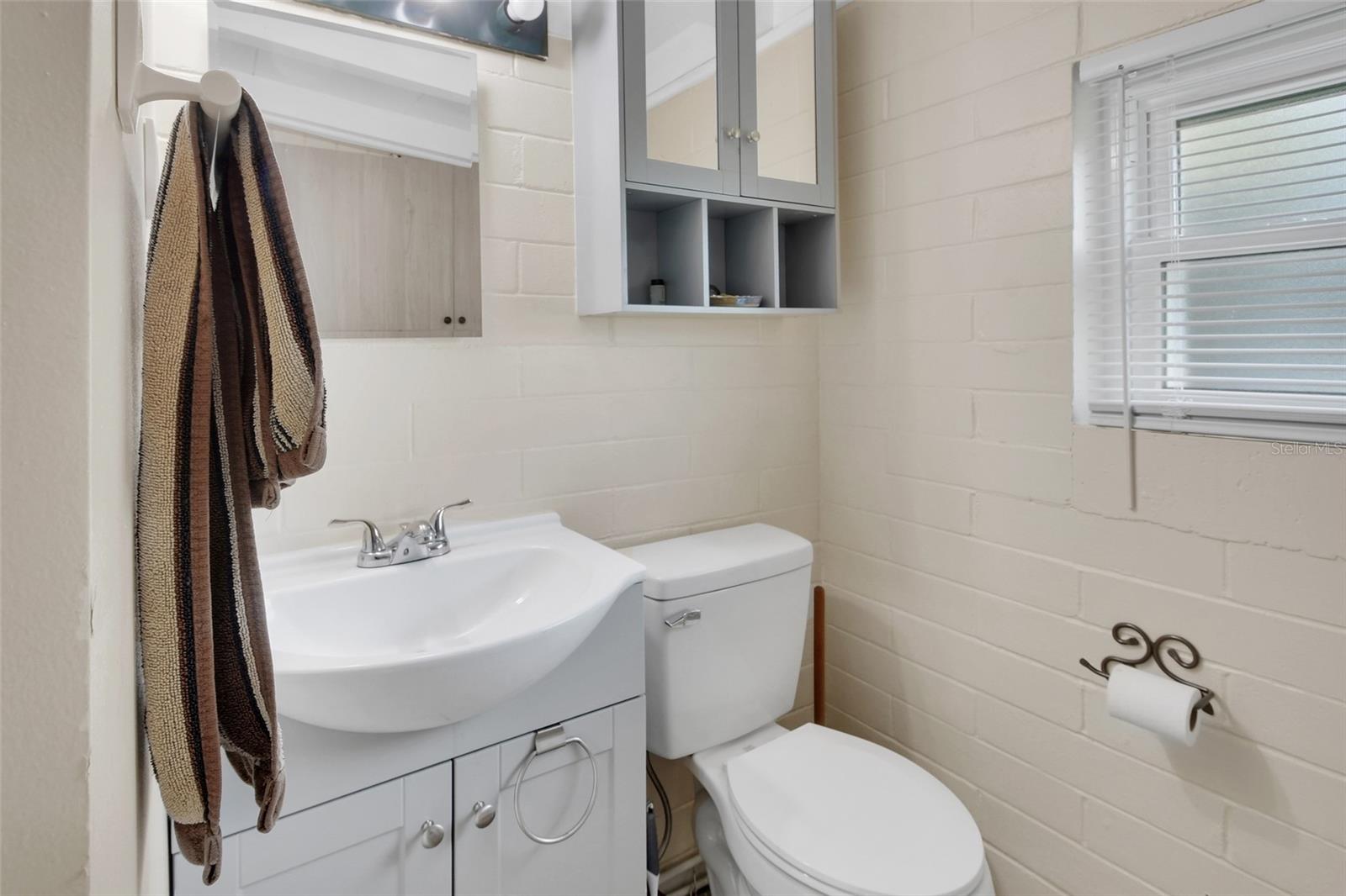 Image 28 of 59 For 2313 River Ridge Road