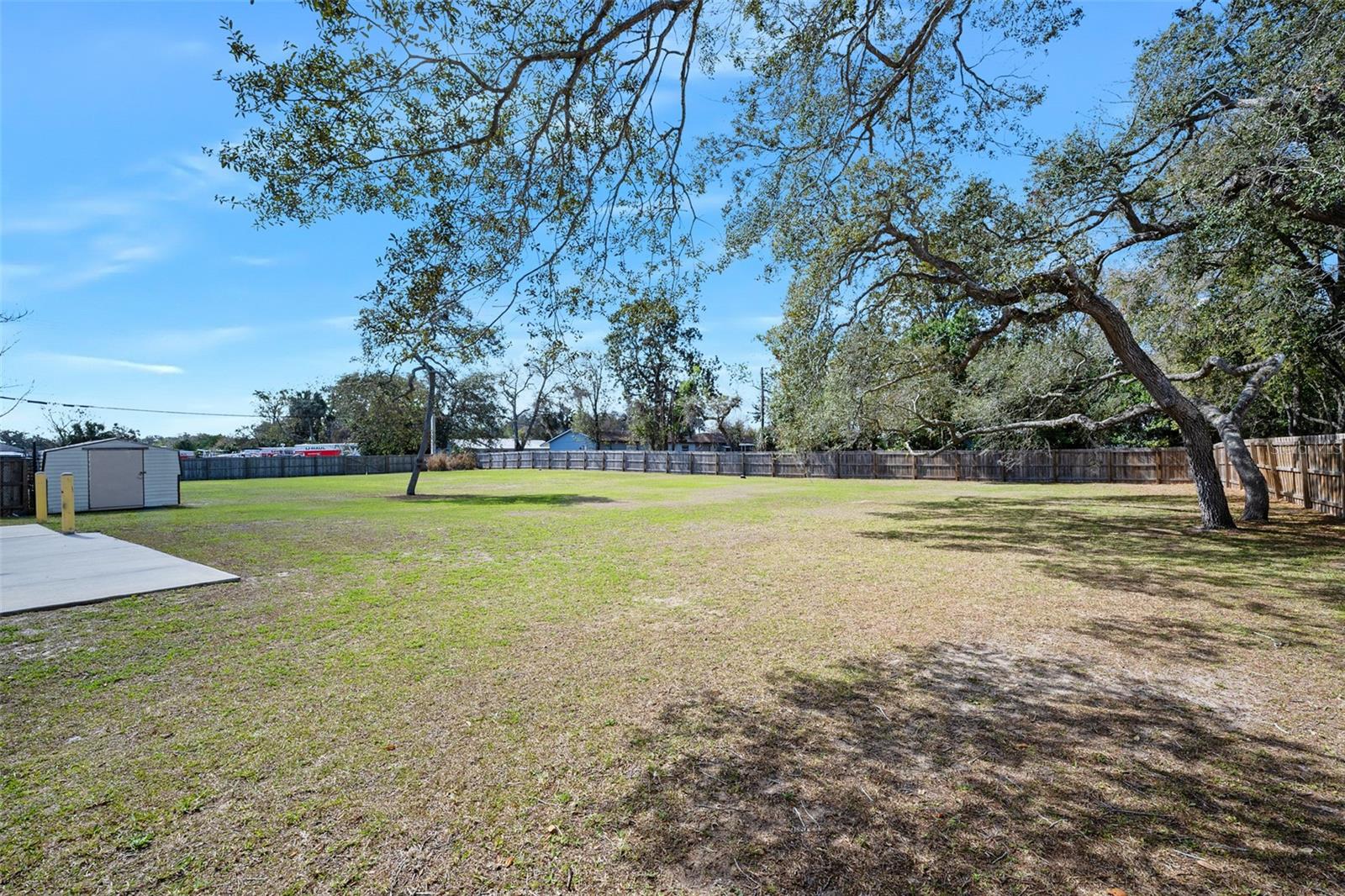 Image 15 of 81 For 974 Nova Road