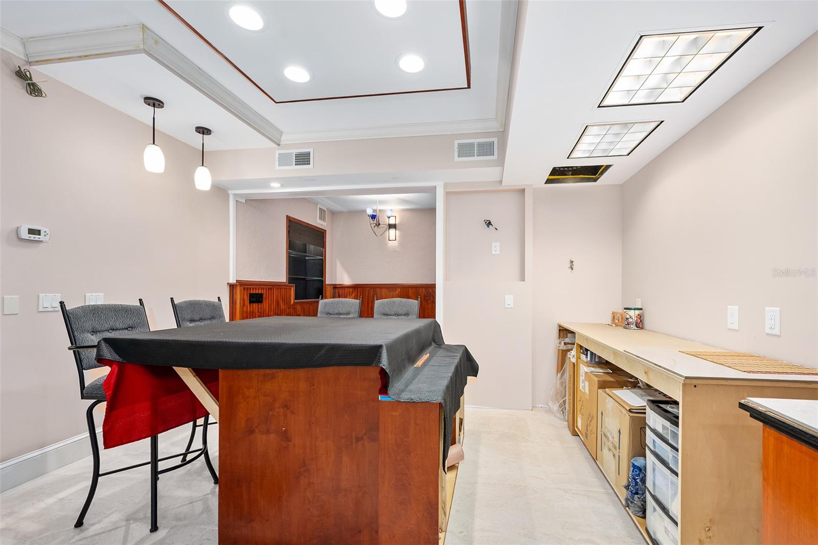 Image 44 of 81 For 974 Nova Road