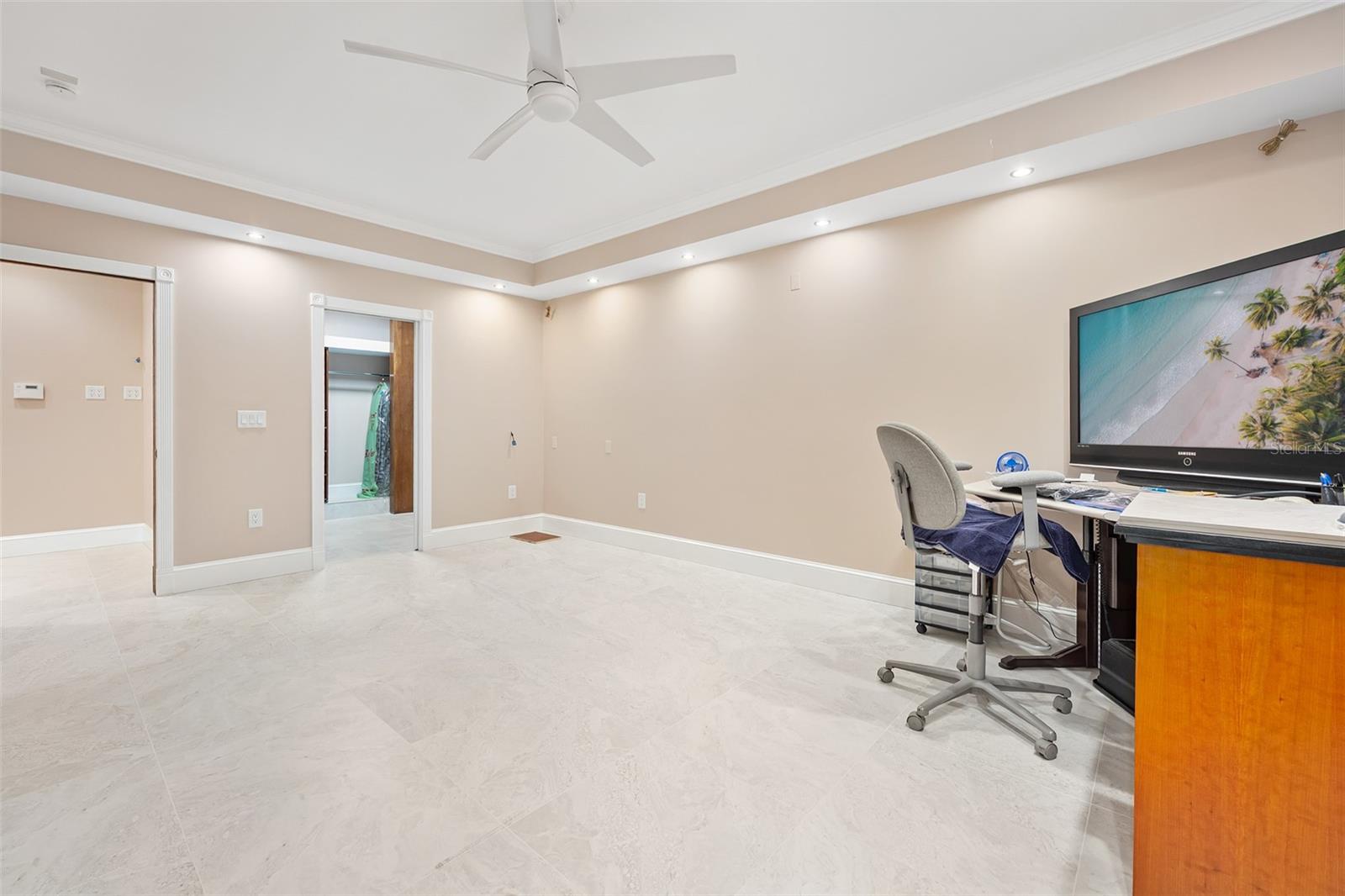 Image 63 of 81 For 974 Nova Road