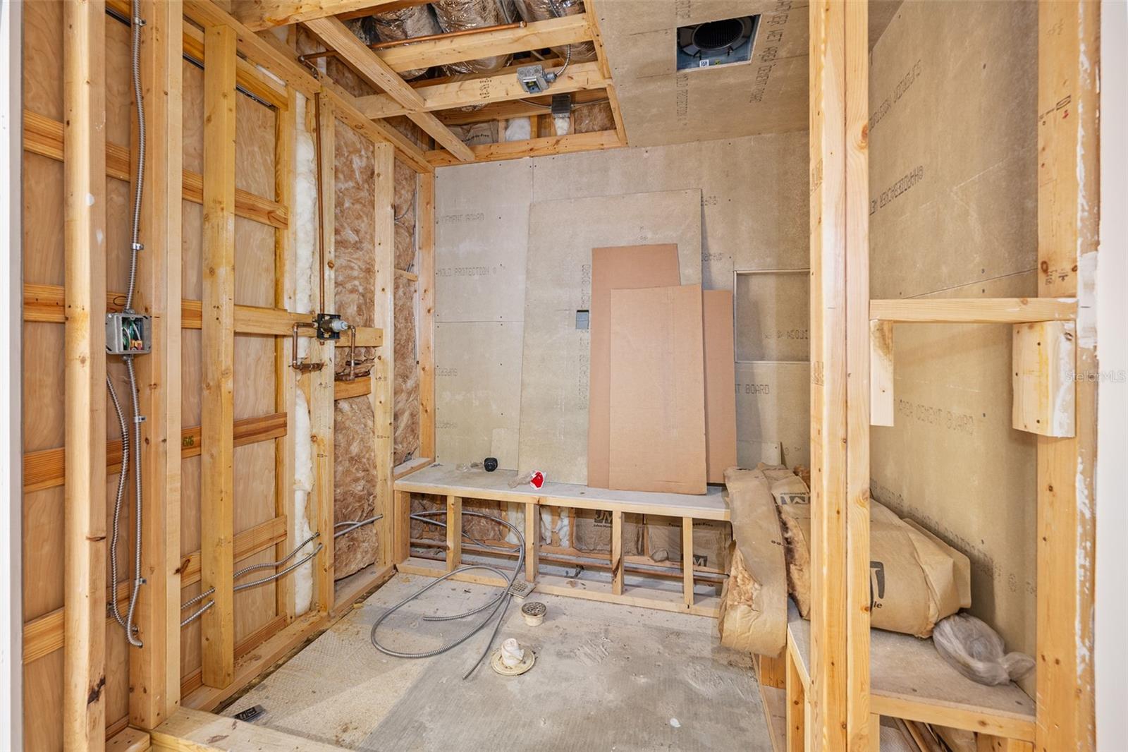 Image 65 of 81 For 974 Nova Road