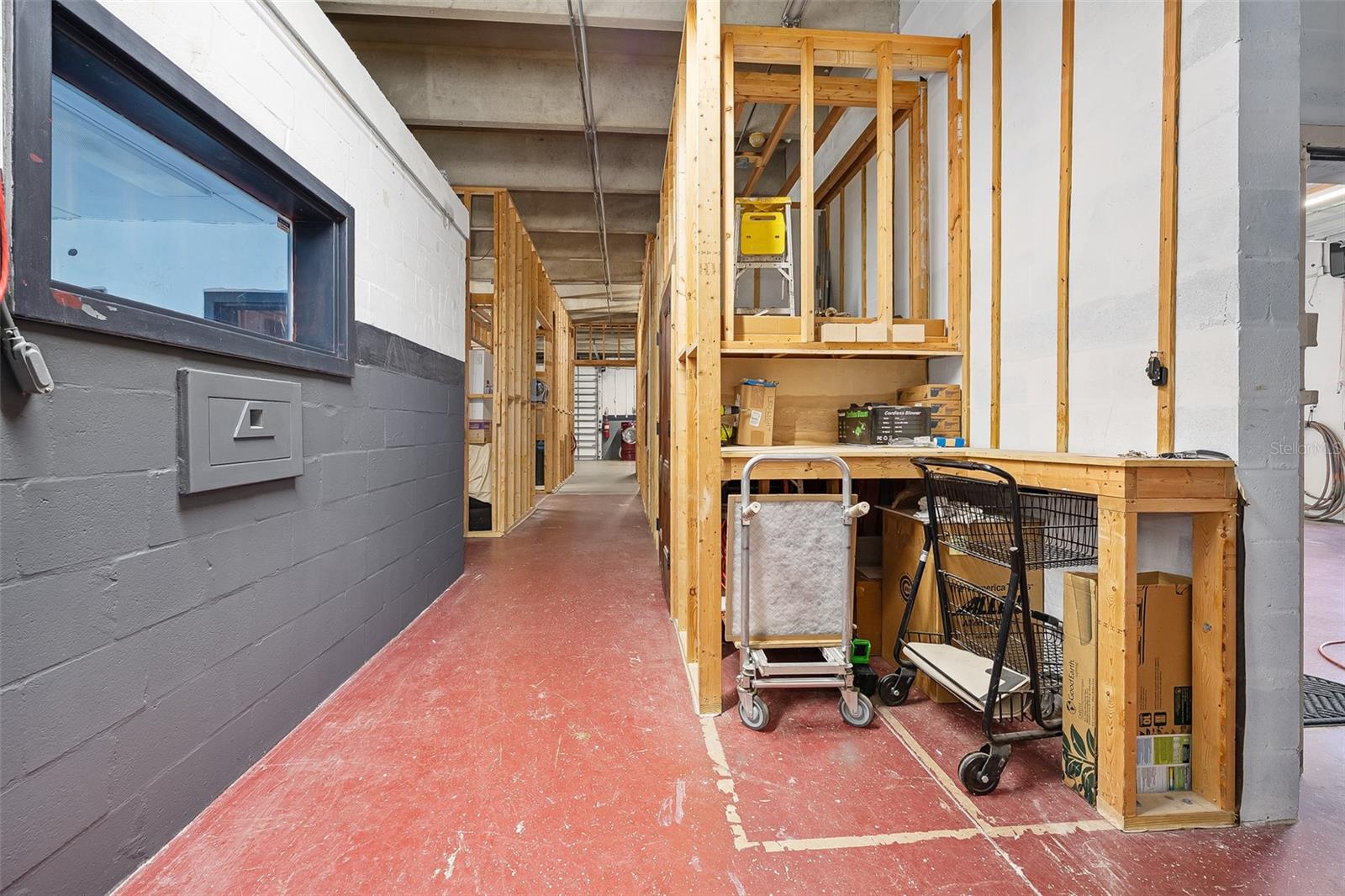 Image 66 of 81 For 974 Nova Road