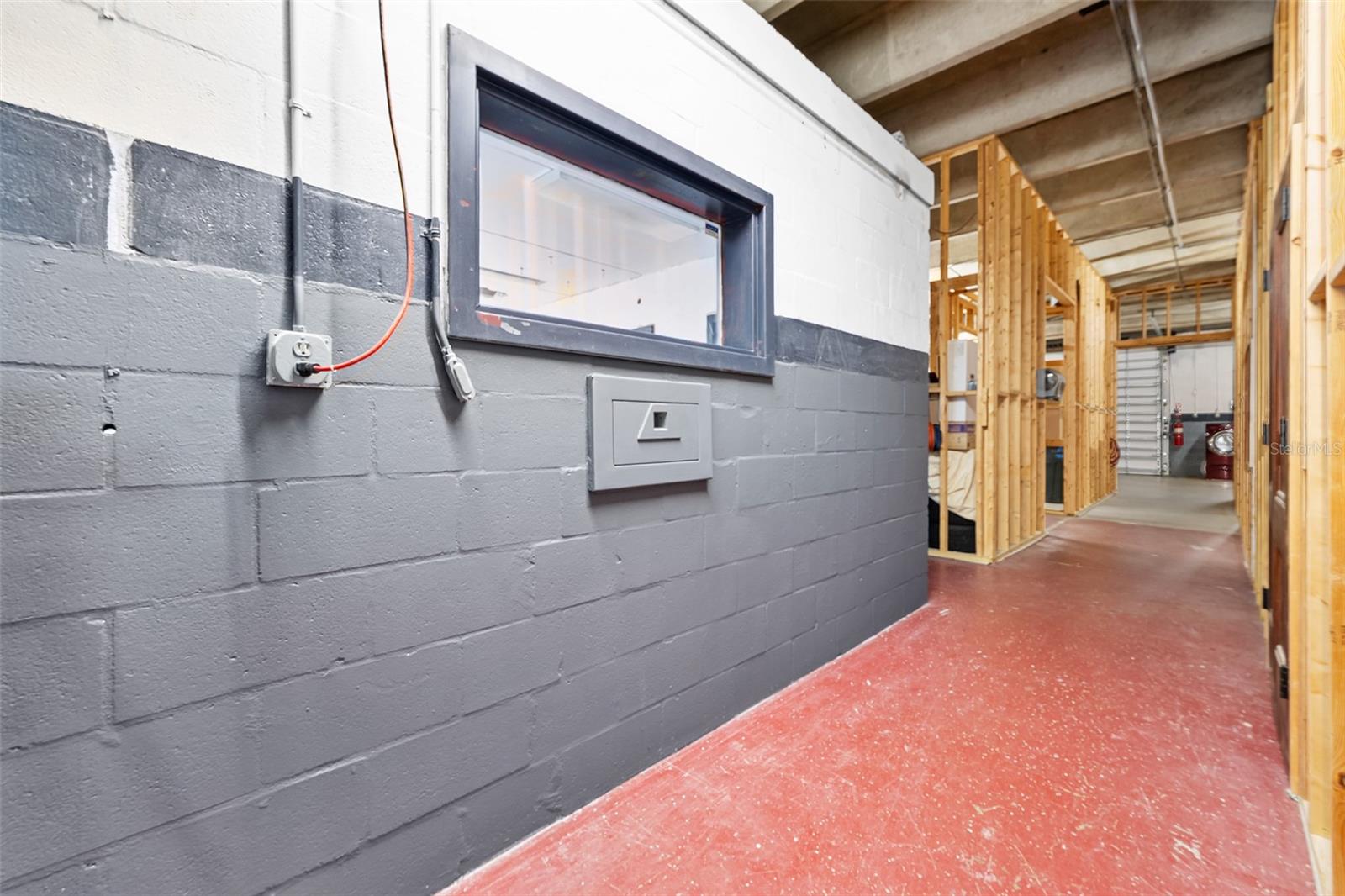 Image 67 of 81 For 974 Nova Road