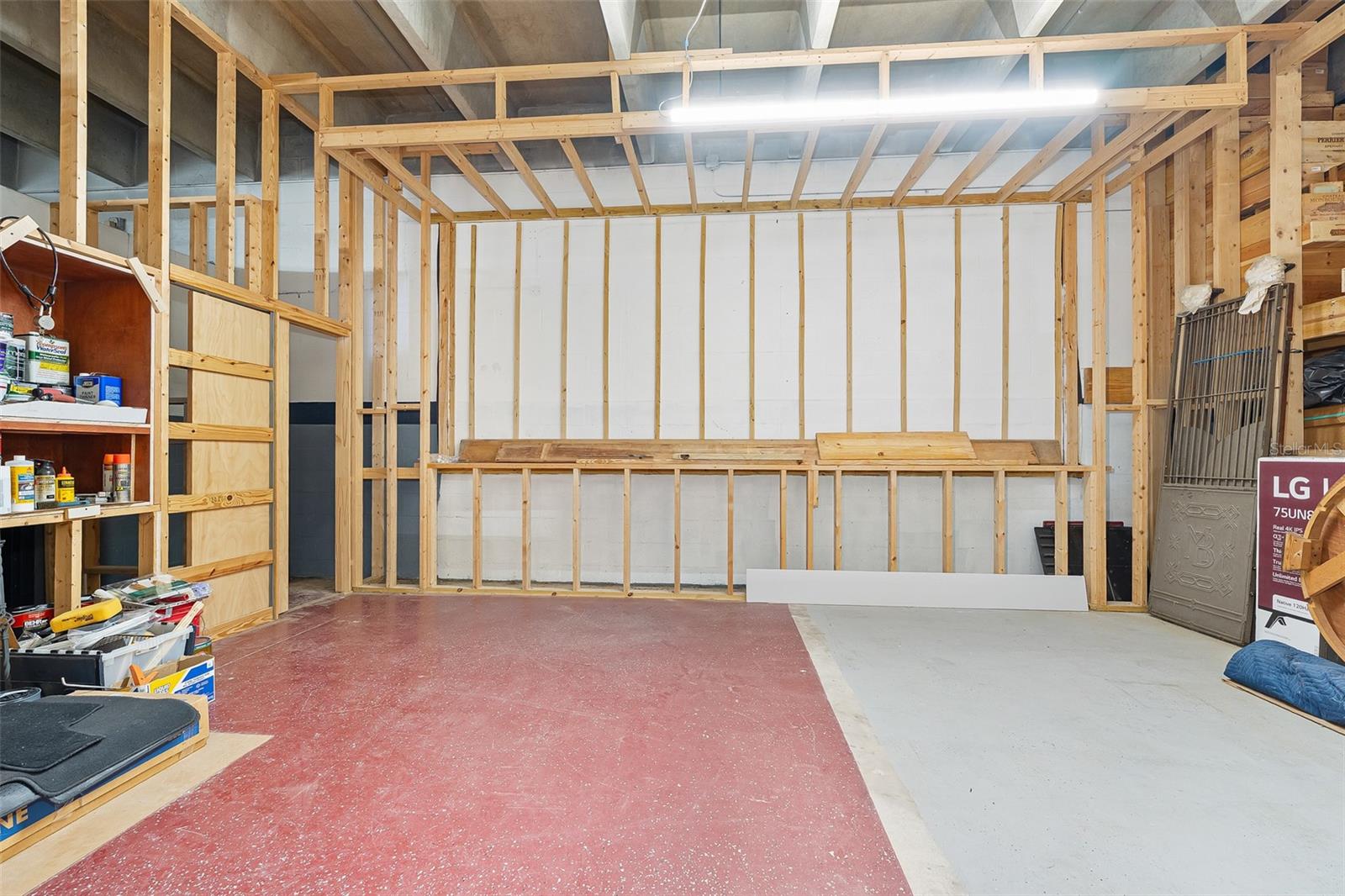 Image 72 of 81 For 974 Nova Road