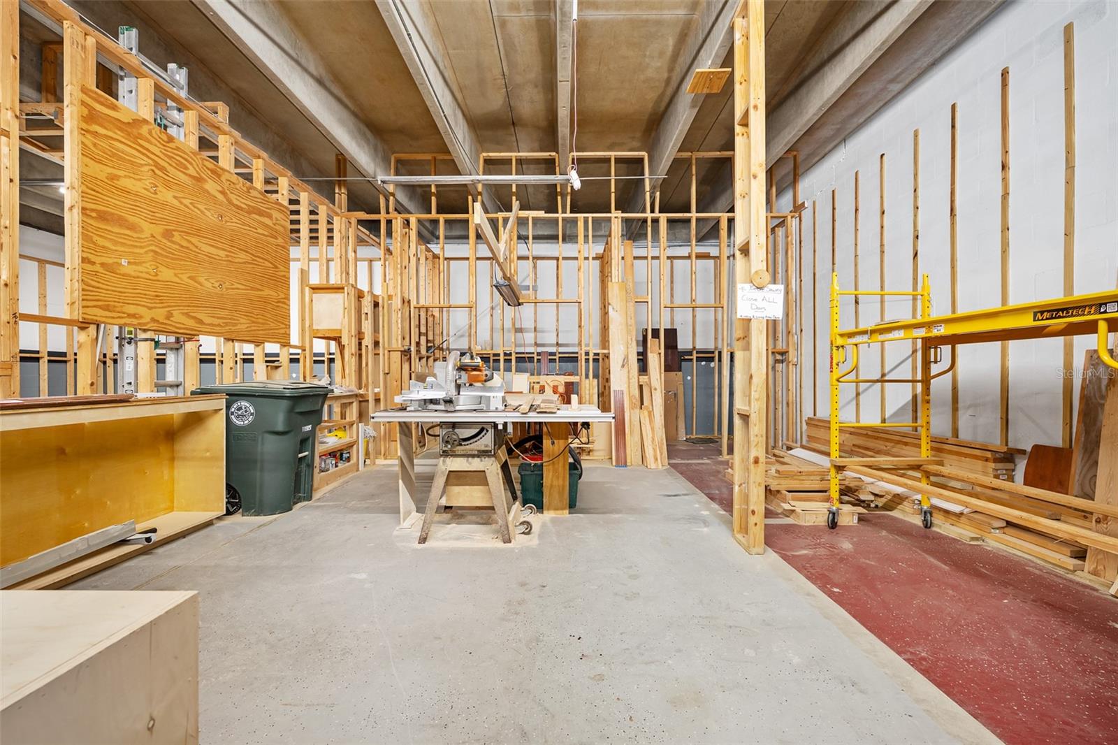 Image 74 of 81 For 974 Nova Road