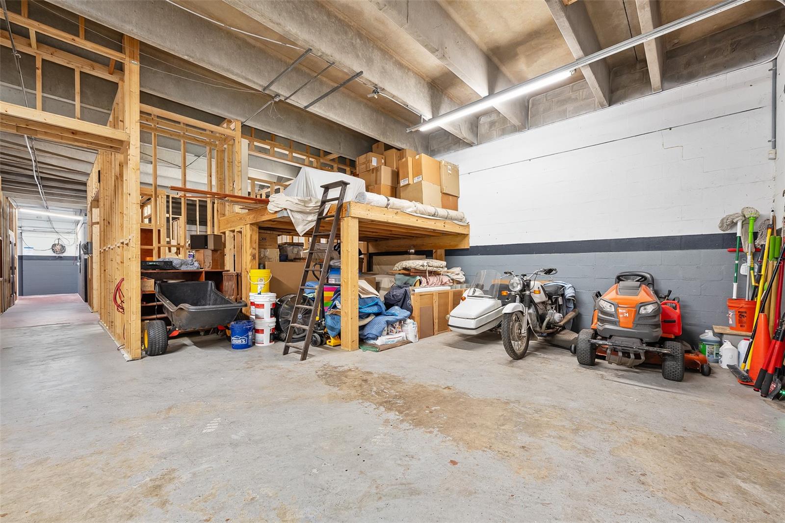 Image 76 of 81 For 974 Nova Road