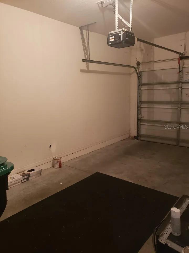 Image 6 of 16 For 469 Glastonbury Drive