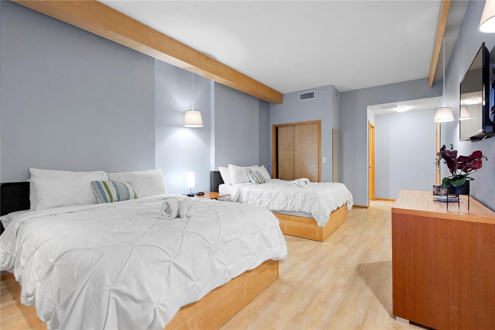 Image 14 of 30 For 101 Palm Harbor Parkway A+b 223