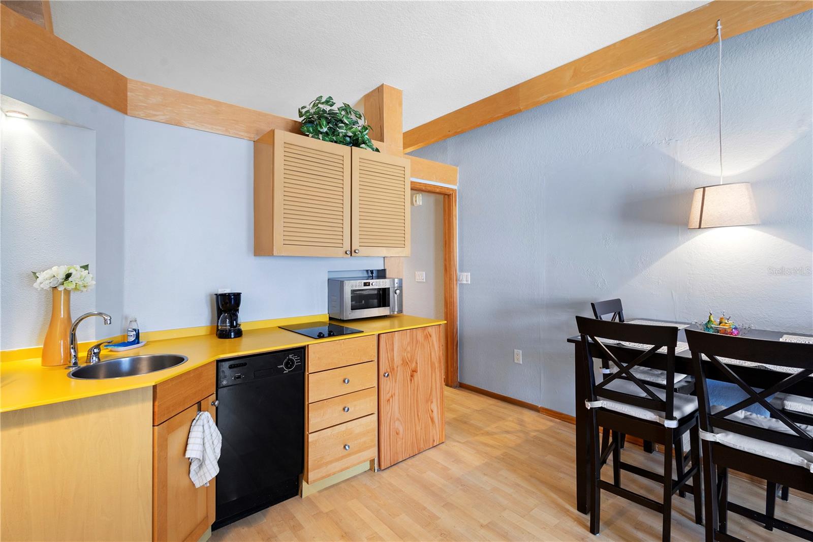 Image 4 of 30 For 101 Palm Harbor Parkway A+b 223