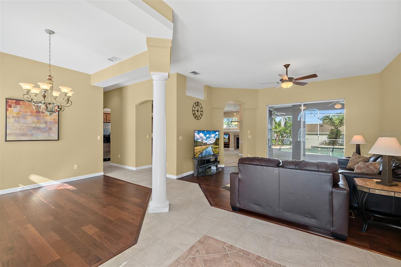 Image 13 of 45 For 5925 Broken Bow Lane