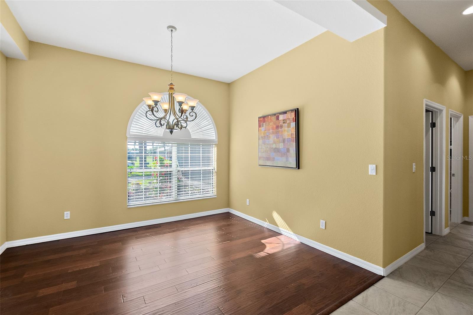 Image 14 of 45 For 5925 Broken Bow Lane